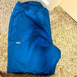 CHEROKEE -Authentic- Workwear Pull on cargo scrub pants.